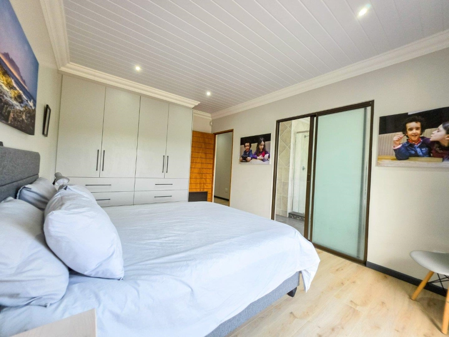 3 Bedroom Property for Sale in Stilbaai Wes Western Cape